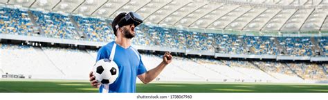 583 Vr Football Players Images, Stock Photos, 3D objects, & Vectors ...