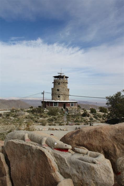 The Desert View Tower and Boulder Park – Maven's Photoblog