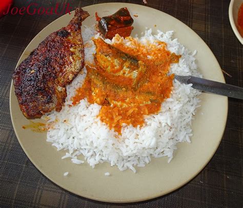 Fish Curry rice plate | Rs.150 Pomfret, sardines curry a res… | Flickr