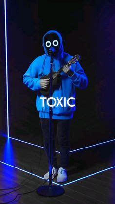 Boy With Uke VS Tom The Singer Who Is Best ? 🤣 Toxic Song #shorts ...