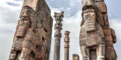 Persepolis: The Ancient City Of Art and Architecture