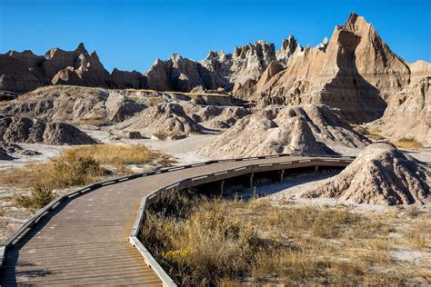 15 Best Things to do in Badlands National Park | Earth Trekkers