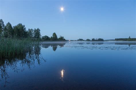 Summer in Finland, part 2: The Cabin by the Lake – Rotterdam (or Anywhere)