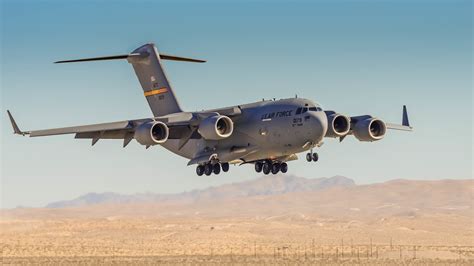 USAF C17 GLOBEMASTER McCHORD AMC | Usaf, Aircraft pictures, Amc