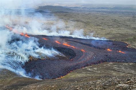 Volcano Iceland 2023 - Iceland Highlights