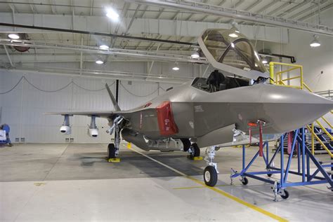 The Aviationist » Photo shows F-35A fitted with two externally mounted ...