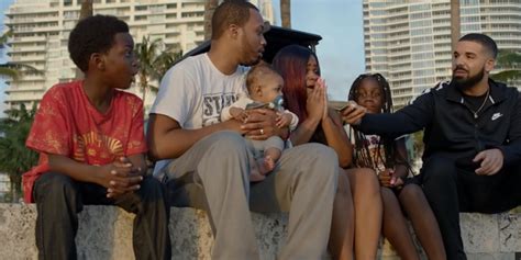 Drake Gave Away Nearly A Million Dollars To Random Miamians In Need In ...