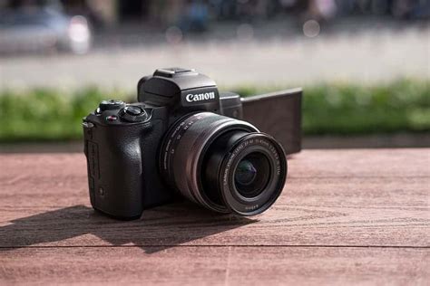 13 Best Canon Cameras With a Flip Screen (DSLR)