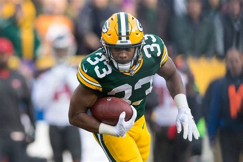 Aaron Jones Knee Injury - Will the packers be able to earn a victory in their recent house of ...