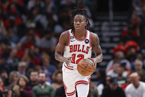 Ayo Dosunmu Named Bulls’ Starting Point Guard as Regular Season ...