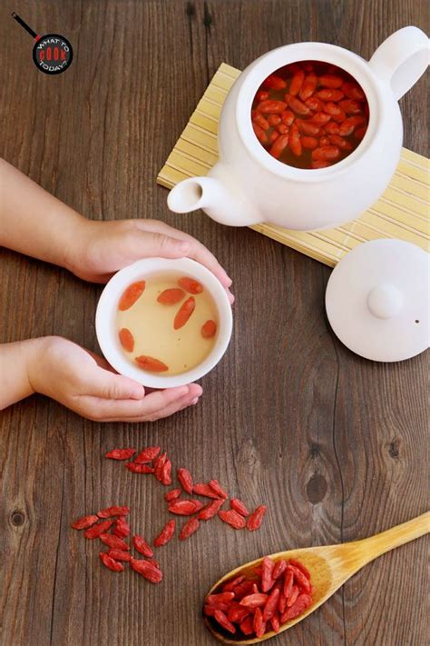 GOJI BERRY TEA. Easy does it !! :) Goji Berry Recipes, Superfood Recipes, Berries Recipes ...