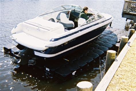 Drive On Boat Lift | Discover 22' Universal Drive On Floating Boat Lift at Jet Dock