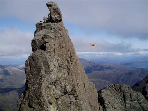 Inaccessible Pinnacle, Skye : Photos, Diagrams & Topos : SummitPost