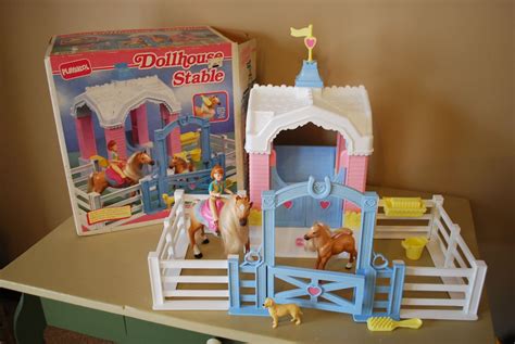 Playskool Dollhouse Stable 1994-94 100% by AGlimpseFromthePast