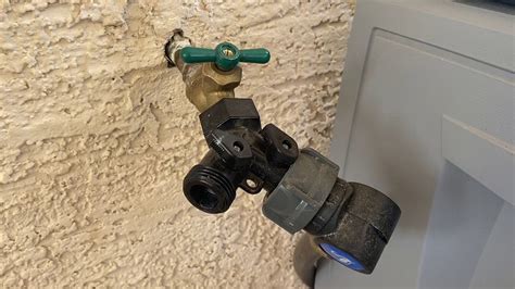 DIY Outdoor Faucet Handle Replacement - Cosmetic - YouTube