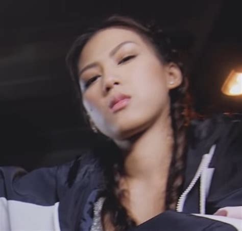 WATCH: Alex Gonzaga busts out the rhymes in ‘Chambe’ music video ...