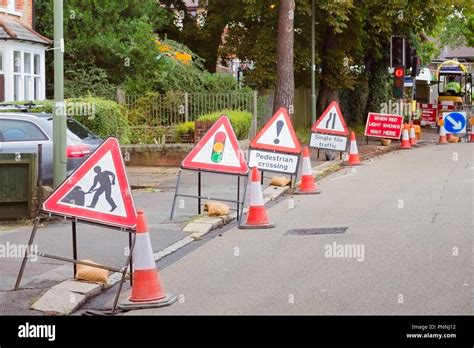 Roadwork signs hi-res stock photography and images - Alamy