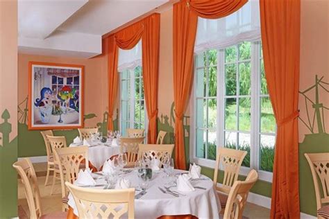 Gardaland Hotel Resort, Castelnuovo del Garda - Compare Deals