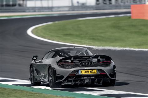 2020 McLaren 765LT Track Review - GTspirit