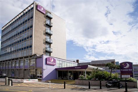 プレミア イン ロンドン パトニー ブリッジ (Premier Inn London Putney Bridge hotel) -ロンドン ...