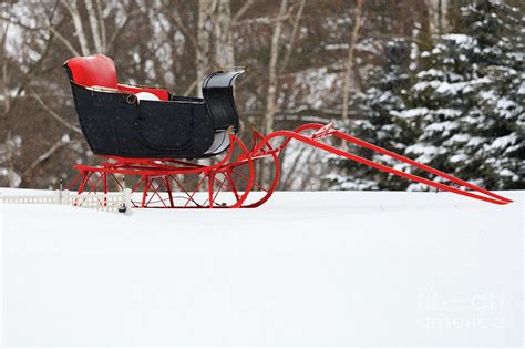 Antique horse-drawn sleigh in the snow Photograph by Michael Tatman ...