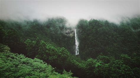 Nachi Falls - One Of The Most Beautiful Places in Japan!