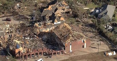 Dallas tornado aftermath captured on helicopter video