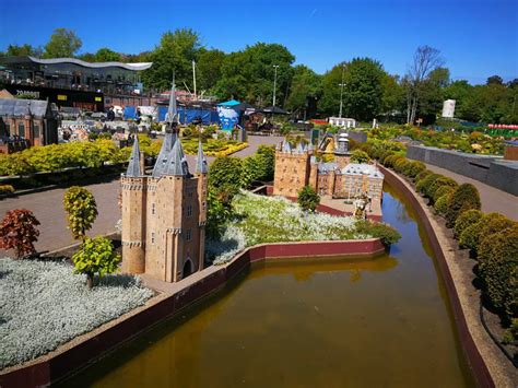 Virtual Tour Inside Madurodam Miniature Park in The Hague, Netherlands | Tourist Eyes