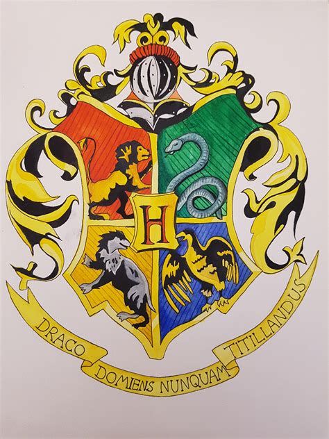 Finally finished my Hogwarts crest! : r/harrypotter