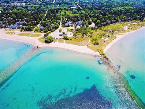 North America's Smallest Jailhouse Near Toronto Is The Perfect Summer Road Trip - Narcity ...