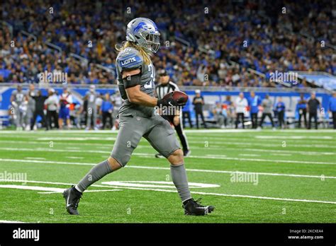 Alex anzalone lions hi-res stock photography and images - Alamy