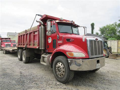 (2006) PETERBILT 335 TANDEM AXLE DUMP TRUCK, 300,178 MILES, ALLISON PUSH-BUTTON AUTOMATIC TRANSMI