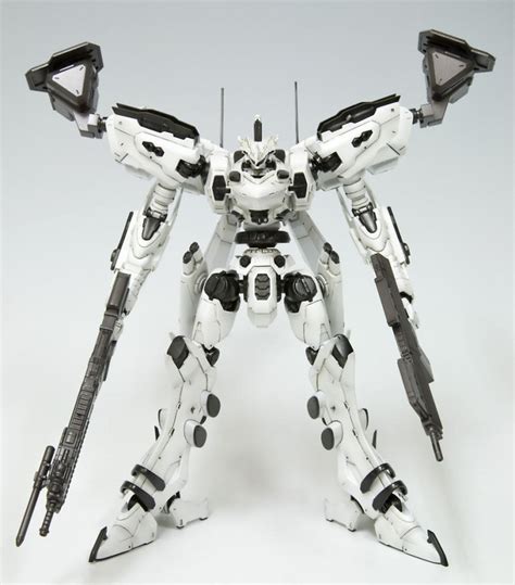 Kotobukiya 1/72 White Glint kit from Armored Core 4 - The Toyark - News