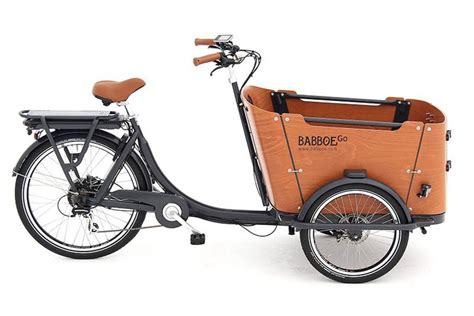 7 of the Best Electric Cargo Bikes (in 2022)