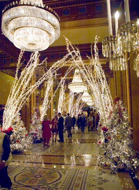 Christmas decorations at the Waldorf Astoria in New Orleans. Gorgeous! | Christmas, Christmas ...