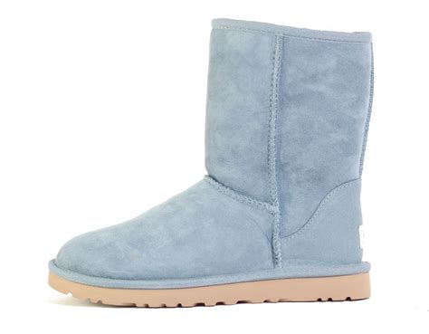 UGG Australia for Women: Classic Short Dolphin Boot 5825 DHBL - Shiekh