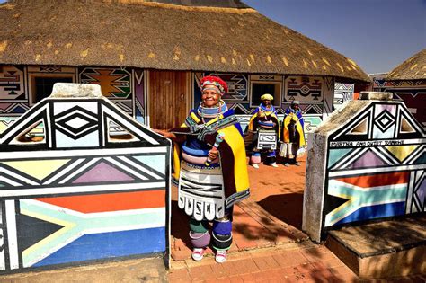 1_Ndebele Village, Mpumalanga, South Africa - SwaliAfrica Magazine