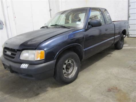 Parting out 1998 Isuzu Hombre - Stock # 110620 - Tom's Foreign Auto ...