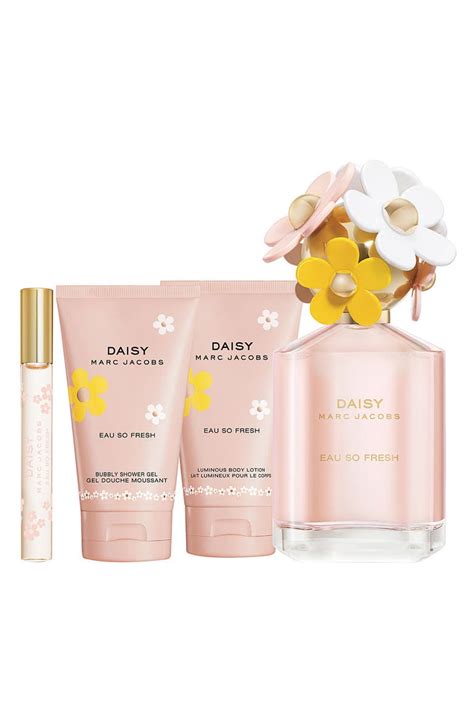 MARC JACOBS 'Daisy Eau So Fresh' Gift Set ($156 Value) | Nordstrom