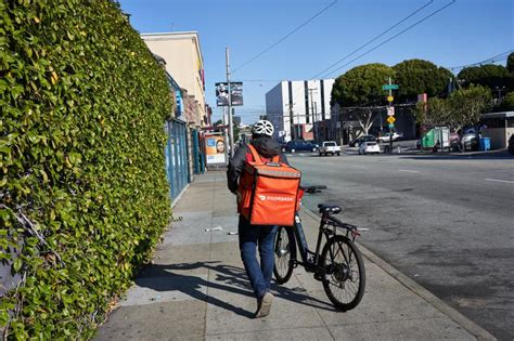 DoorDash lets restaurants add their own delivery drivers to its service | Engadget