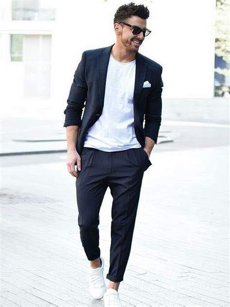 Smart Casual Men's Dress Code Guide | Man of Many | Mens smart casual ...