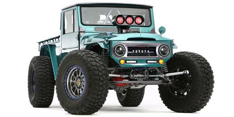 Toyota's FJ Bruiser Concept Is a Badass Land Cruiser Truck