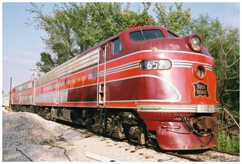 Timeline Photos - Classic Streamliners | Rock island railroad, Scenic train rides, Train