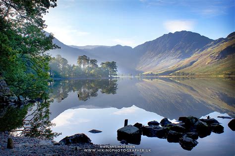 Buttermere Lake Walk & 'The Tree', Lake District walks & best views | The Hiking Photographer