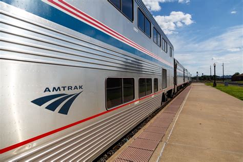 Review of Amtrak's California Zephyr and Coast Starlight: The cross-country train ride of a ...