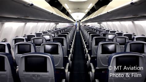 Delta 737-900 cabin tour (comfort +) - YouTube