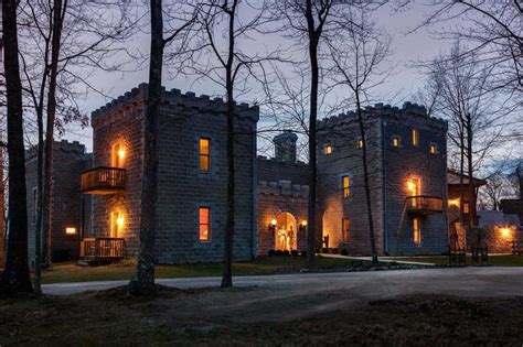 Explore Castles in Ohio - Tours, Overnight Stays, and More!