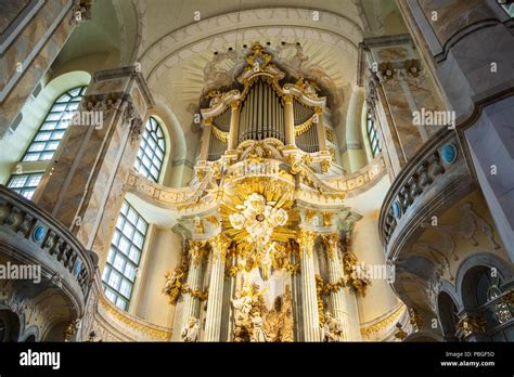 Frauenkirche Dresden Interior Stock Photos & Frauenkirche Dresden Interior Stock Images - Alamy