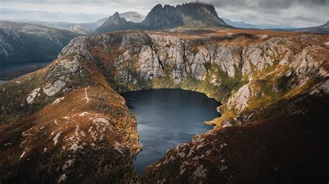 Cradle Mountain Marions Lookout and Crater Lake Walk | Best Day Walks Cradle Mountain, Tasmania ...