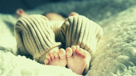 Dream about Baby Falling Off Bed - IDreamedThis